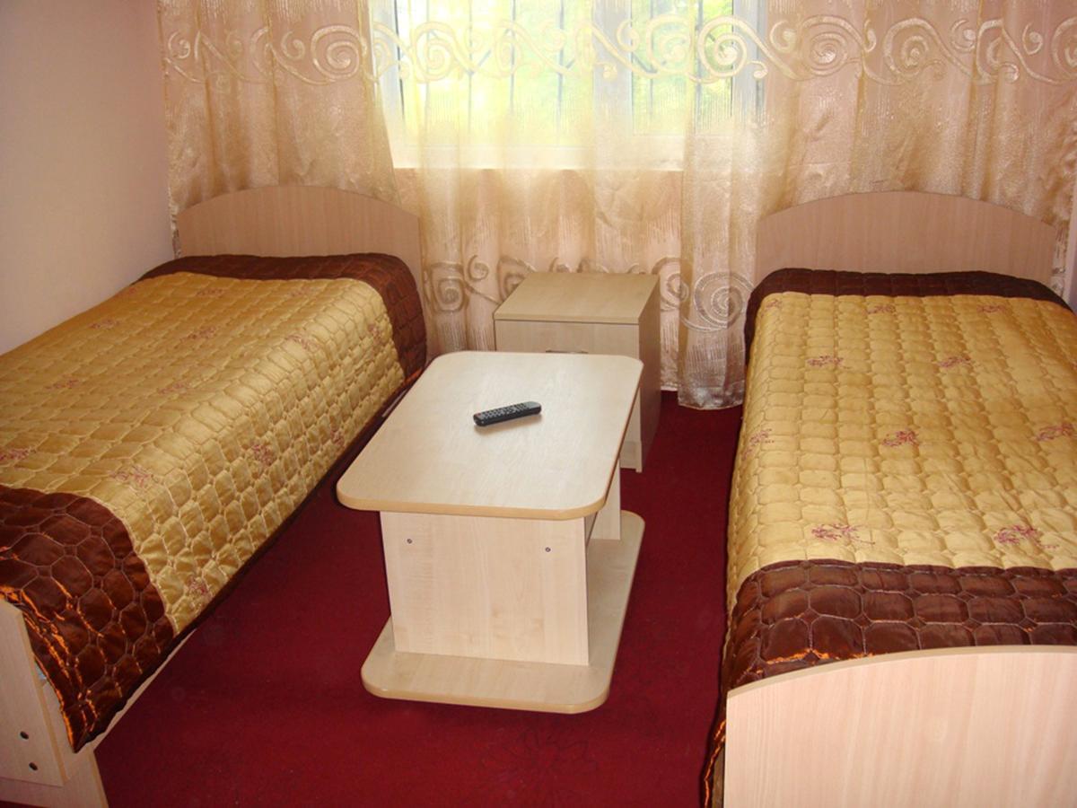 Mini-Pansionat Maksat Cholpon-Ata Extérieur photo
