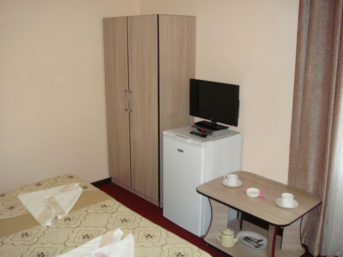 Mini-Pansionat Maksat Cholpon-Ata Extérieur photo